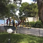 Weisse Idylle Auf Dem Blauen By Interhome Apartman *