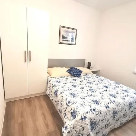 Weisse Idylle Auf Dem Blauen By Interhome *