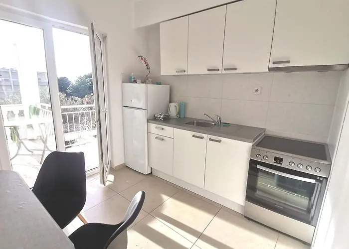 Weisse Idylle Auf Dem Blauen By Interhome Apartment