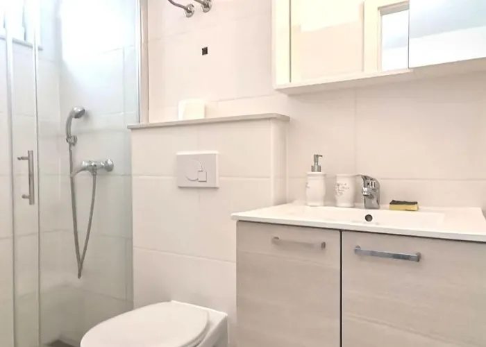 Weisse Idylle Auf Dem Blauen By Interhome Apartment Promajna